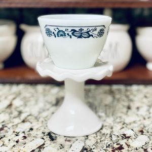 Vintage Pyrex corning old town blue sugar bowl